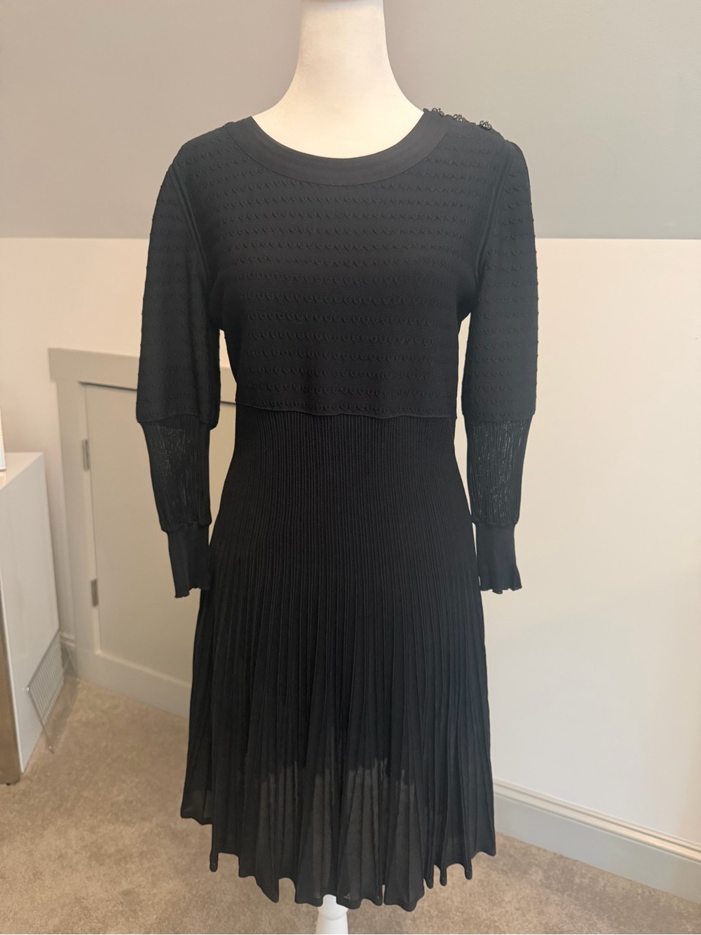 Vintage Chanel 2009 Cruise Collection Black Knit Pleated Dress Sz 36